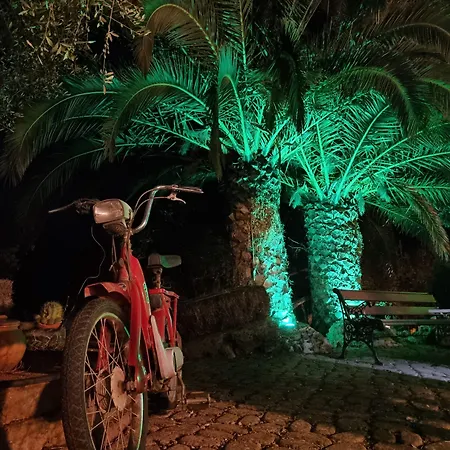 Il Trulletto Alojamento de Acomodação e Pequeno-almoço Impalata