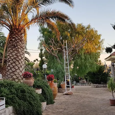 Il Trulletto לינה וארוחת בוקר